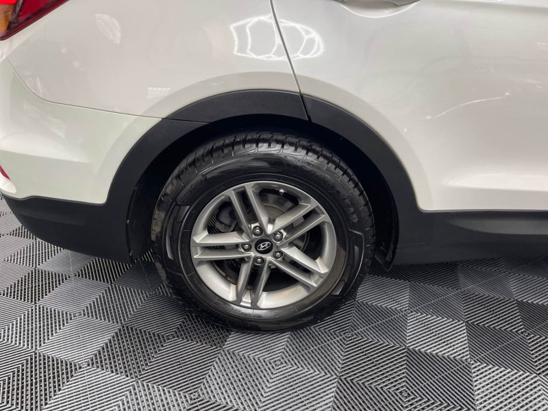 HYUNDAI SANTA FE 2.2 CRDI 200ch CREATIVE 4WD GARANTIE 12 MOIS, TOIT OUVRANT PANO, XENON, CAMERA