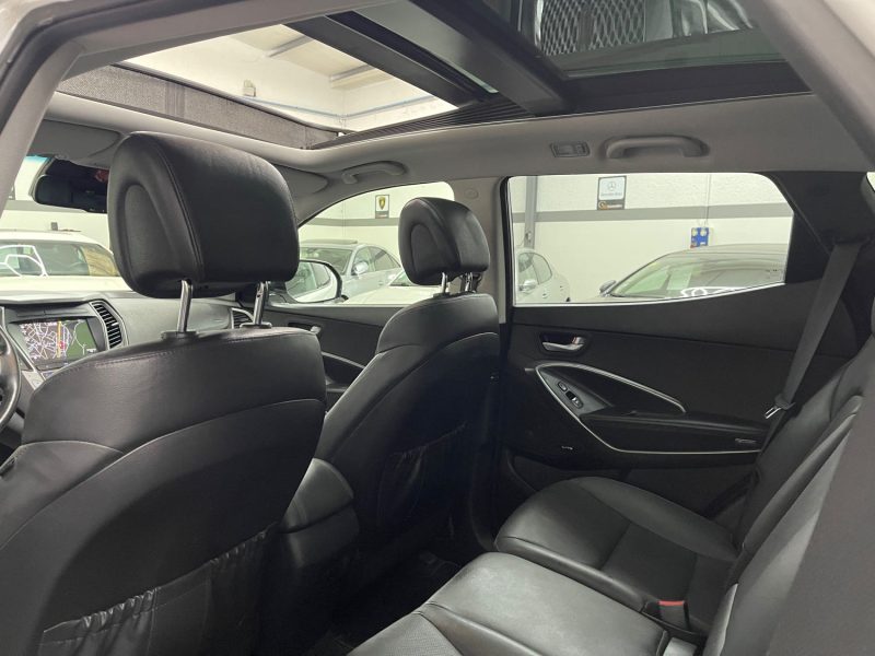 HYUNDAI SANTA FE 2.2 CRDI 200ch CREATIVE 4WD GARANTIE 12 MOIS, TOIT OUVRANT PANO, XENON, CAMERA
