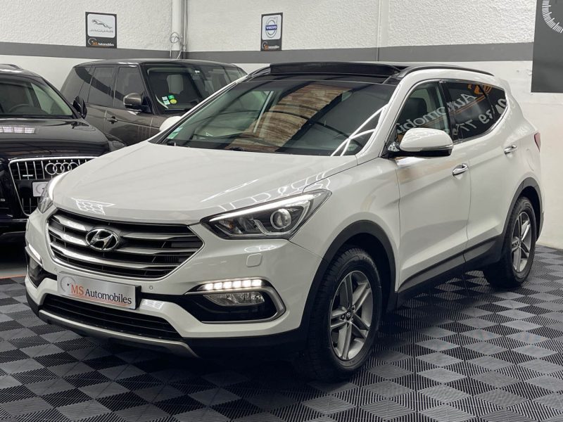 HYUNDAI SANTA FE 2.2 CRDI 200ch CREATIVE 4WD GARANTIE 12 MOIS, TOIT OUVRANT PANO, XENON, CAMERA