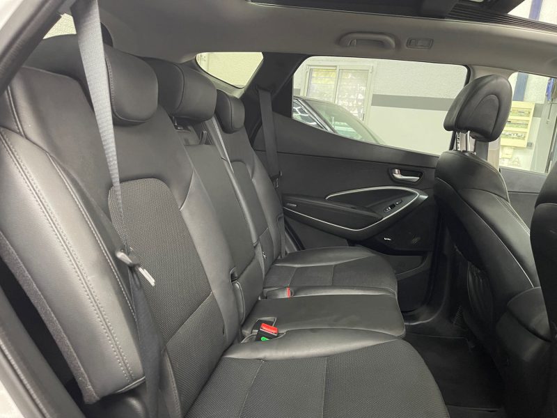 HYUNDAI SANTA FE 2.2 CRDI 200ch CREATIVE 4WD GARANTIE 12 MOIS, TOIT OUVRANT PANO, XENON, CAMERA
