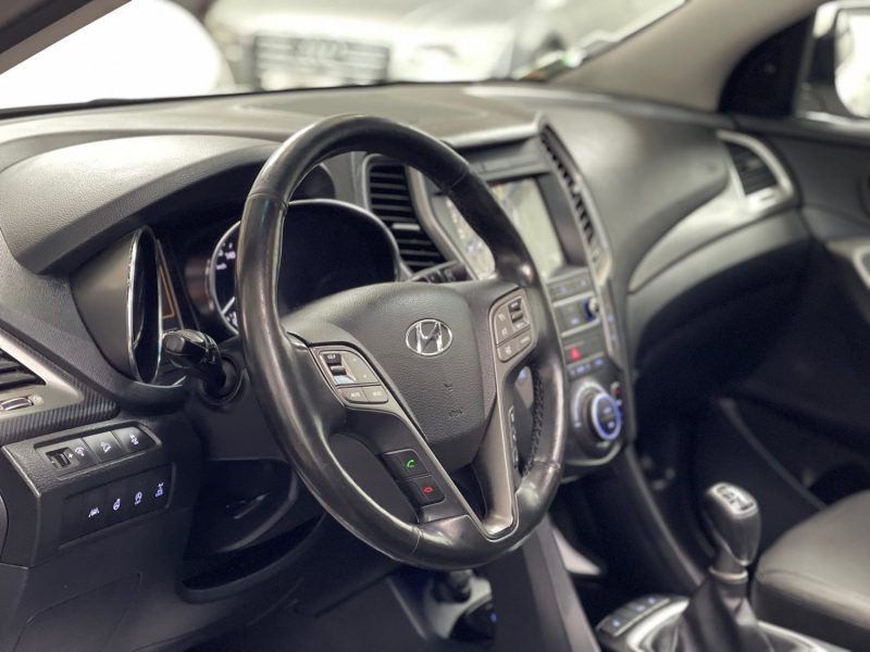 HYUNDAI SANTA FE 2.2 CRDI 200ch CREATIVE 4WD GARANTIE 12 MOIS, TOIT OUVRANT PANO, XENON, CAMERA