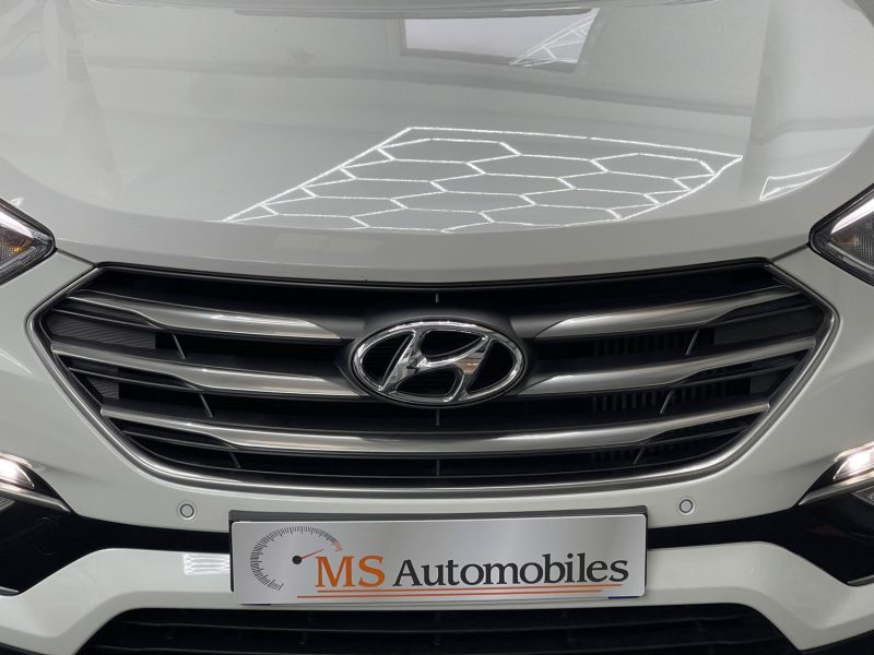 HYUNDAI SANTA FE 2.2 CRDI 200ch CREATIVE 4WD GARANTIE 12 MOIS, TOIT OUVRANT PANO, XENON, CAMERA