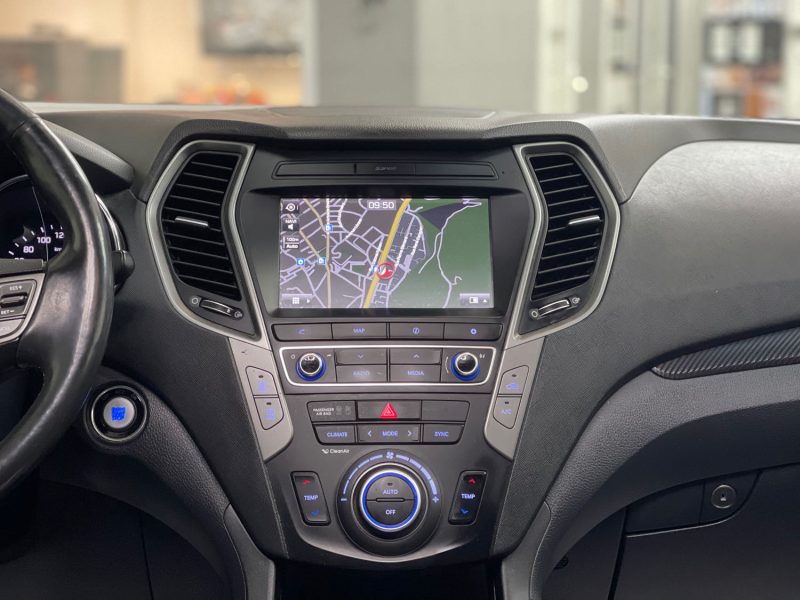 HYUNDAI SANTA FE 2.2 CRDI 200ch CREATIVE 4WD GARANTIE 12 MOIS, TOIT OUVRANT PANO, XENON, CAMERA