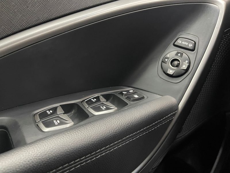 HYUNDAI SANTA FE 2.2 CRDI 200ch CREATIVE 4WD GARANTIE 12 MOIS, TOIT OUVRANT PANO, XENON, CAMERA