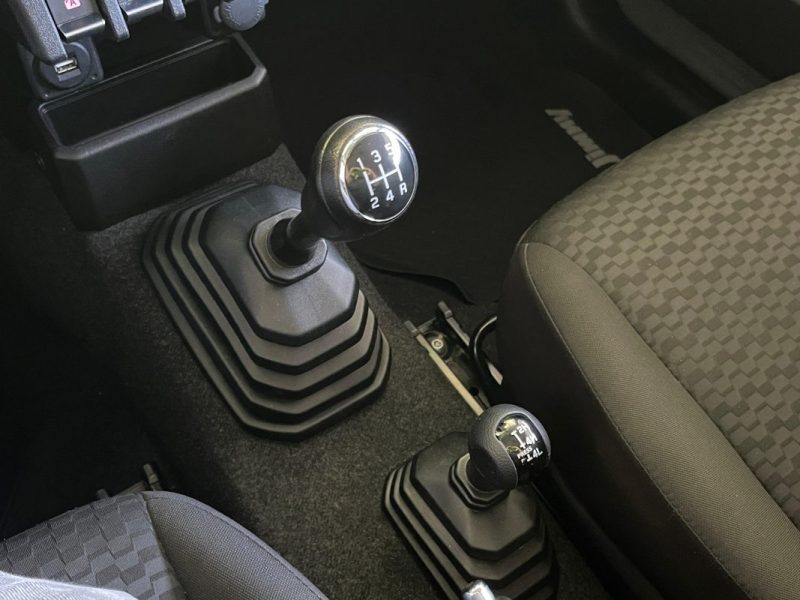 Stock disponible - SUZUKI JIMNY 2023