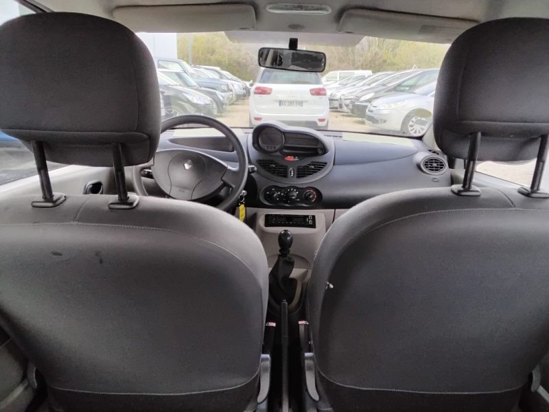 RENAULT TWINGO 2009