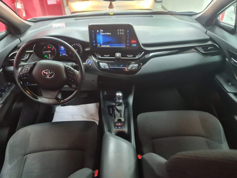 TOYOTA C-HR 2019