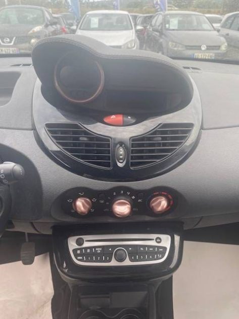 RENAULT TWINGO 1.2 LEV 16v 75ch Access eco²  2011