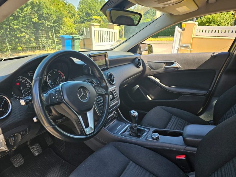 MERCEDES CLASSE A 2015