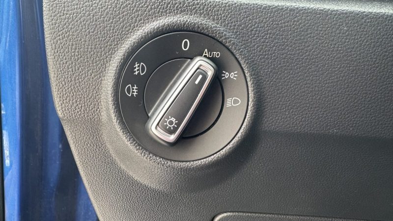 VOLKSWAGEN T-ROC 2019