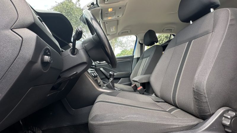 VOLKSWAGEN T-ROC 2019