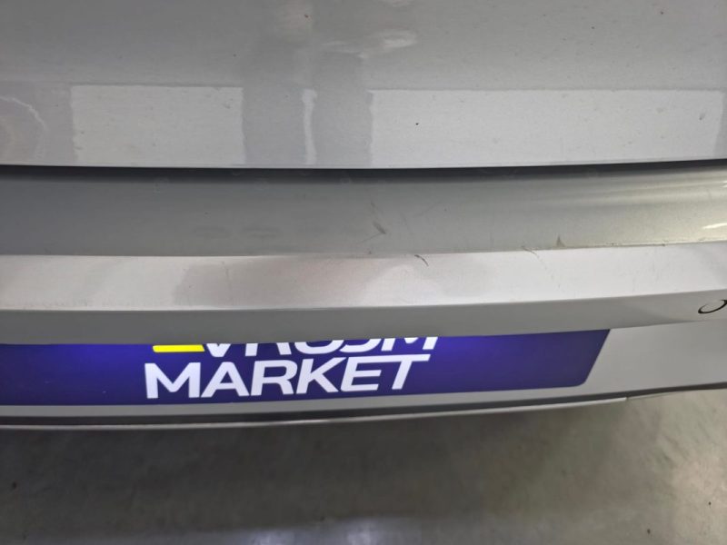 VOLKSWAGEN GOLF VII 2021