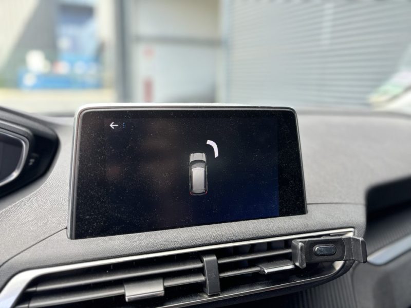 PEUGEOT 3008 1.5 BlueHDi 130cv - Active 