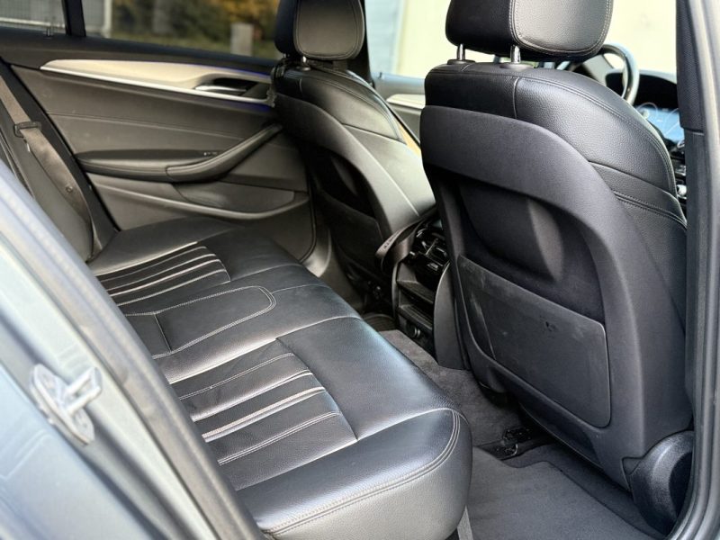 B.M.W. SERIE 5 530eA 252ch Lounge Euro6d-T Pack M