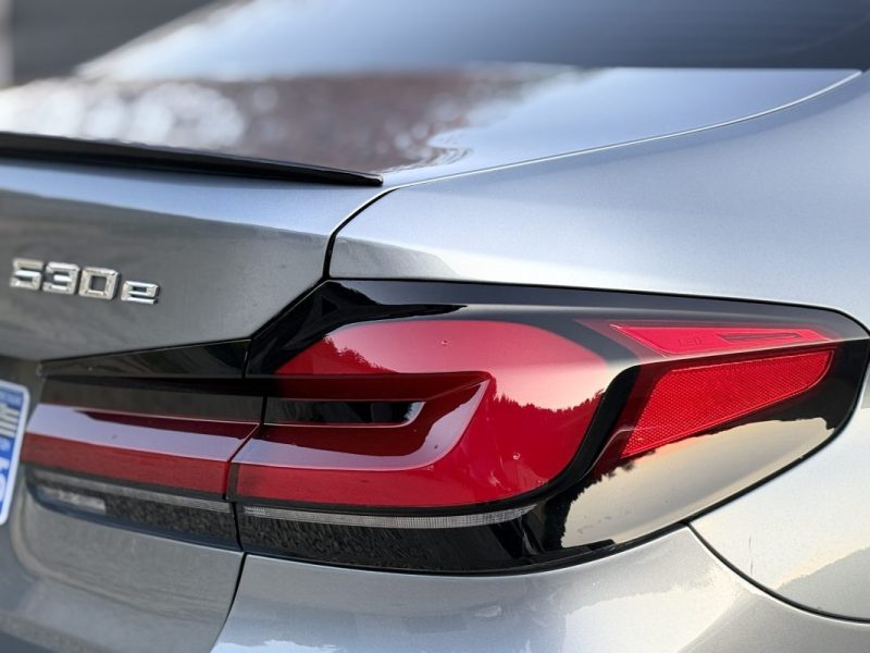 B.M.W. SERIE 5 530eA 252ch Lounge Euro6d-T Pack M