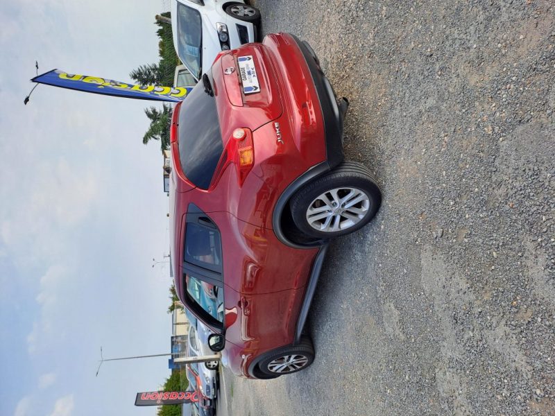 NISSAN JUKE 2011