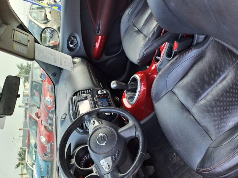 NISSAN JUKE 2011