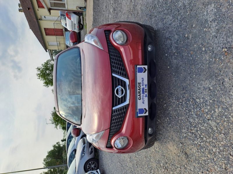NISSAN JUKE 2011