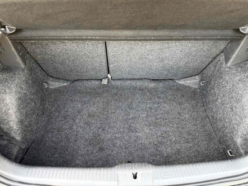 VOLKSWAGEN POLO 2009