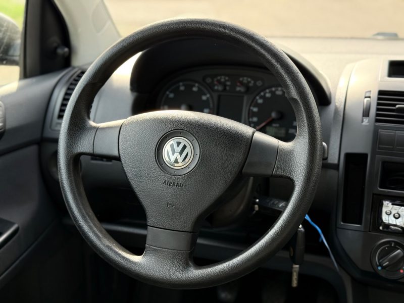 VOLKSWAGEN POLO 2009