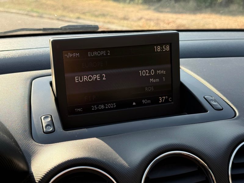 PEUGEOT 308 1.6 HDi 110 ch Business Pack – 7 places - Gps / clim Auto /  Révisée & Garantie 6 Mois .