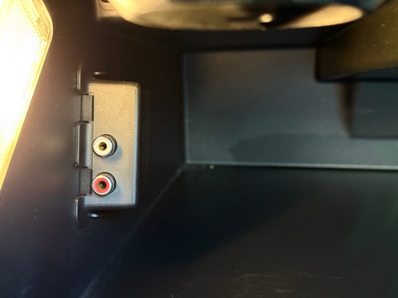 PEUGEOT 308 1.6 HDi 110 ch Business Pack – 7 places - Gps / clim Auto /  Révisée & Garantie 6 Mois .