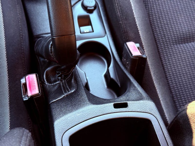 PEUGEOT 308 1.6 HDi 110 ch Business Pack – 7 places - Gps / clim Auto /  Révisée & Garantie 6 Mois .