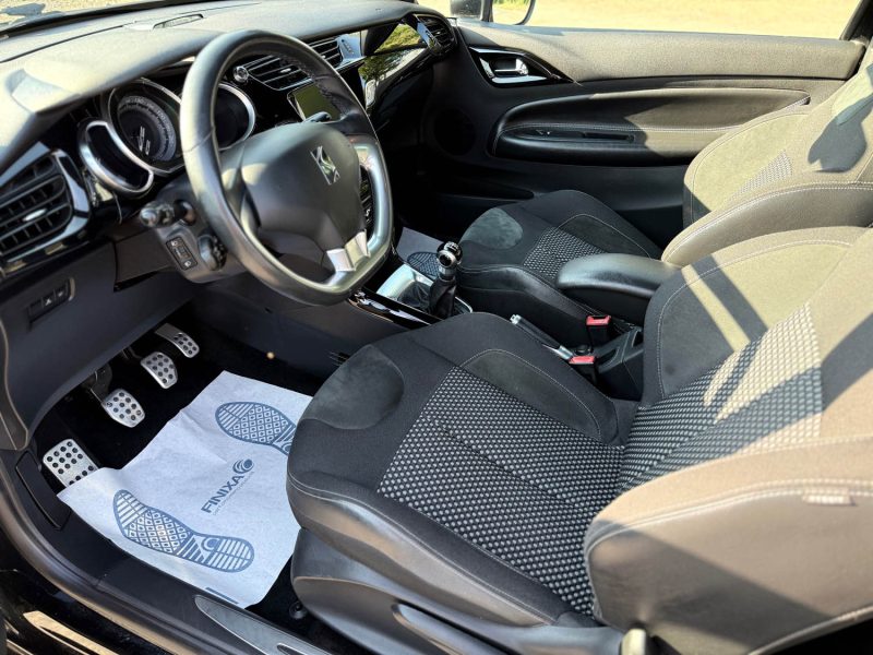 CITROEN DS3 2012