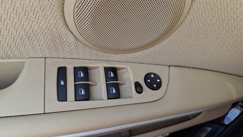 BMW 320I 2.0l E90 N43 170CH PACK PREMIERE 2008