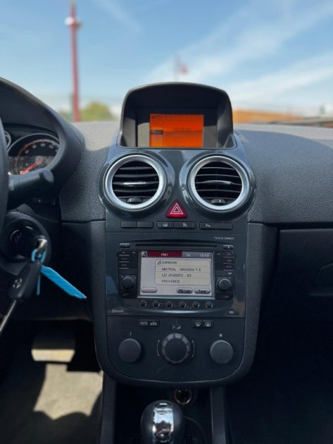 Opel Corsa 1.4i 100CV Cosmo Boite Automatique / Chaine Distribution