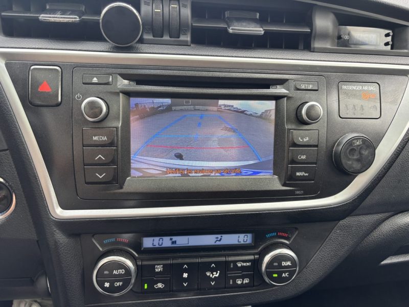 TOYOTA Auris Touring Sports 2014