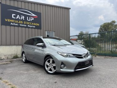 TOYOTA Auris Touring Sports 2014