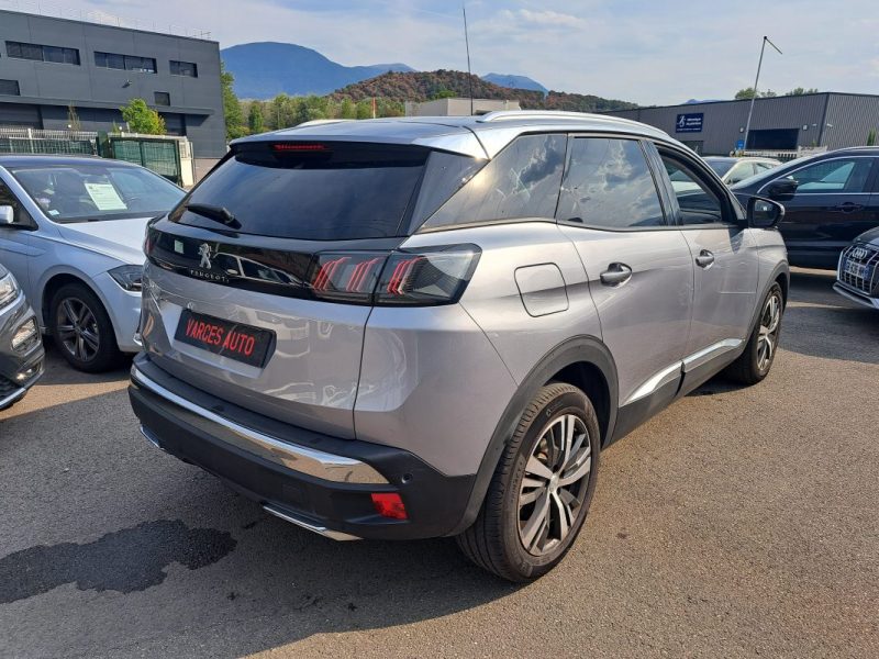PEUGEOT 3008 2021