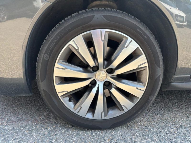 PEUGEOT 3008 1.6 THPE 156 FELINE