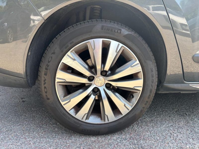 PEUGEOT 3008 1.6 THPE 156 FELINE