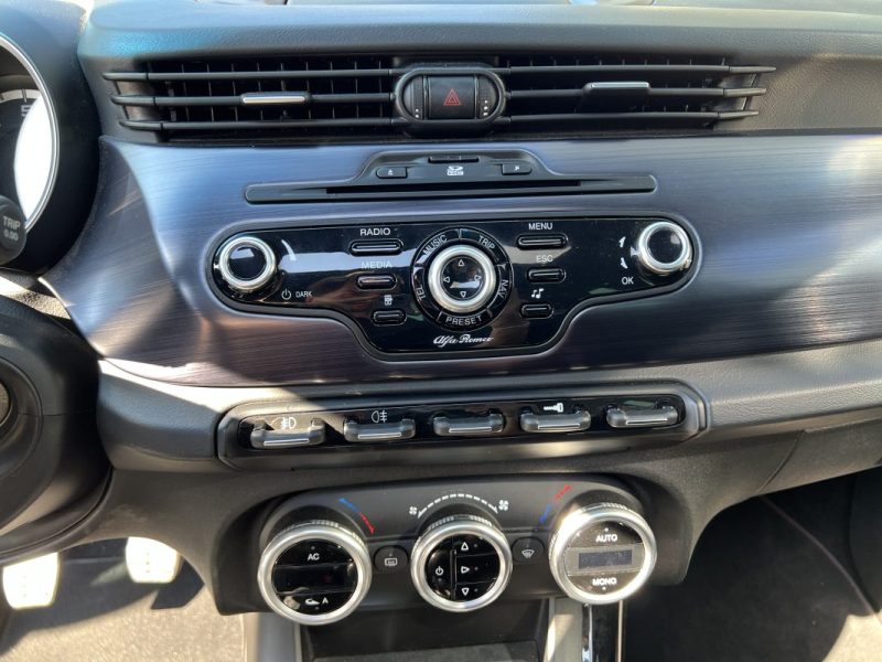 ALFA ROMEO GIULETTA QUADRIFOGLIO 1750 TBi 235cv Quadrifoglio Verde QV 