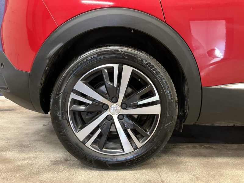 PEUGEOT 3008 1.5 BlueHDi 130ch Allure EAT8 94.000km Entretien Peugeot