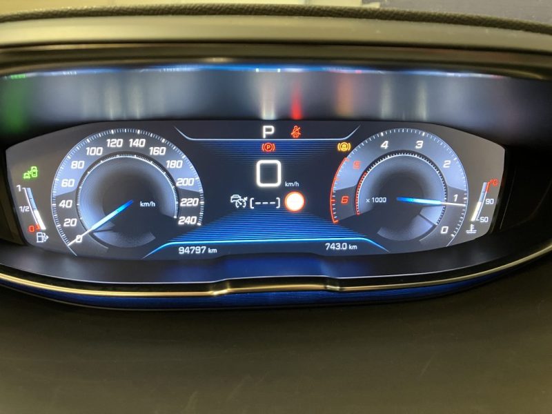 PEUGEOT 3008 1.5 BlueHDi 130ch Allure EAT8 94.000km Entretien Peugeot
