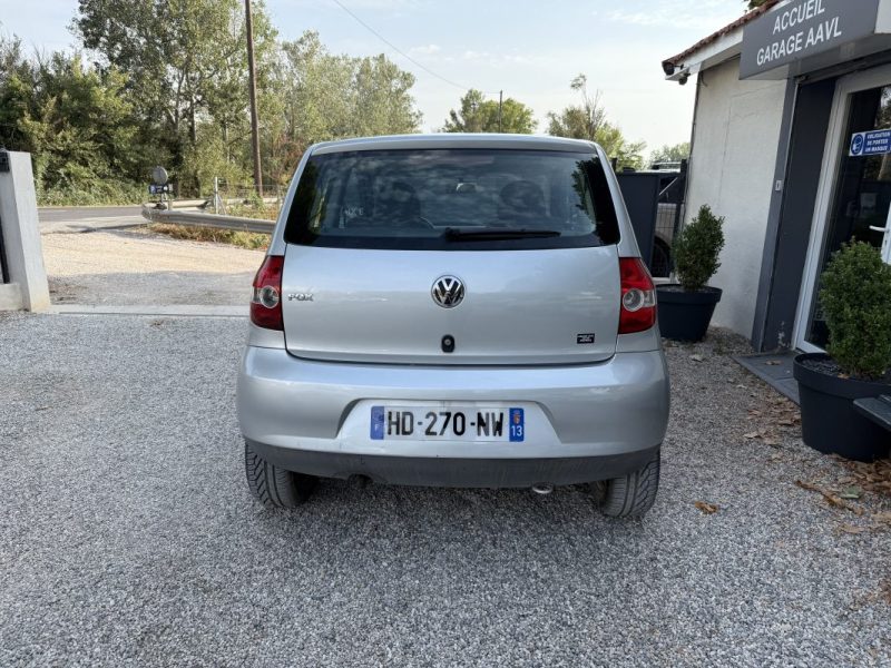 VOLKSWAGEN FOX 2006 CLIM MOTEUR À CHAINE 