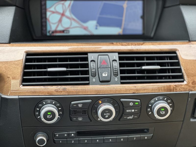 BMW SERIE 5 530d XDrive 235 CV Phase 2 / Paiement 4X ou 10X Possible