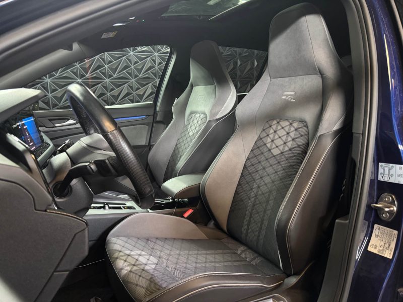 VOLKSWAGEN GOLF 2021