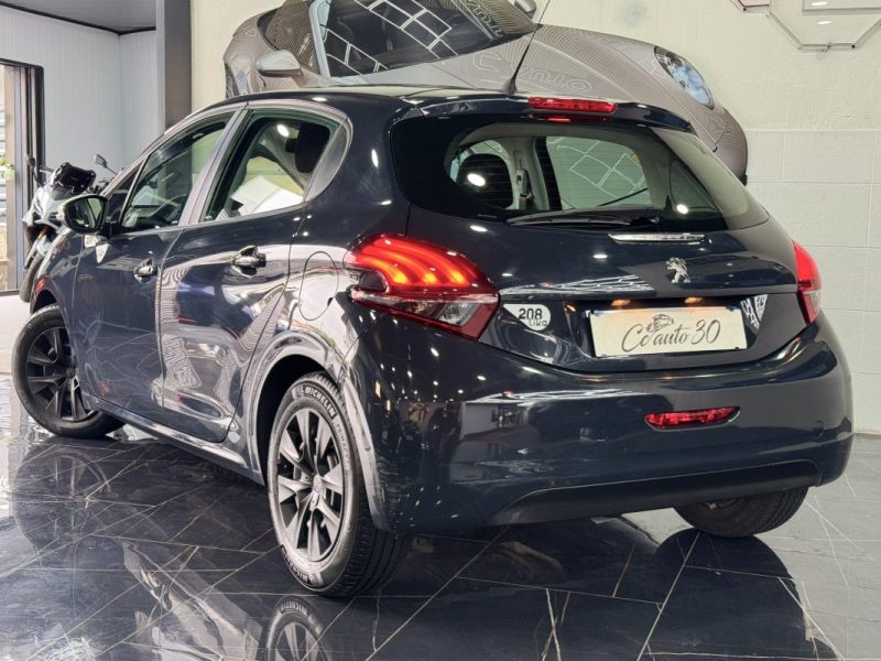 PEUGEOT 208 2018 1.2 PureTech 68ch E6.c Like 5p