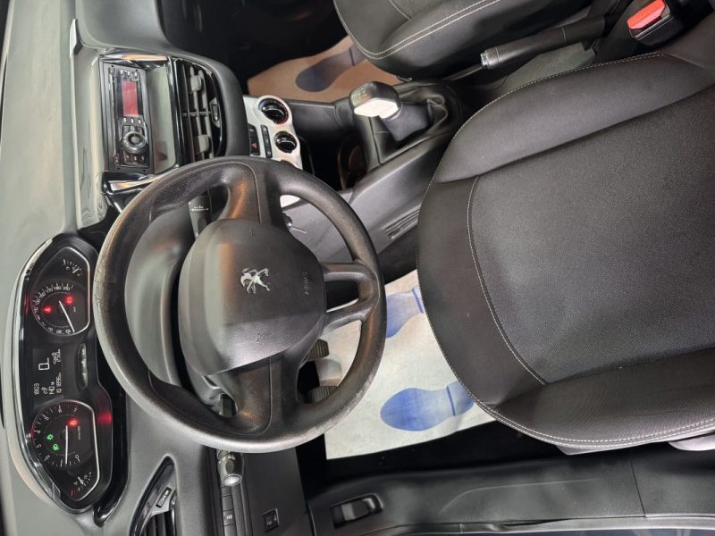 PEUGEOT 208 2018 1.2 PureTech 68ch E6.c Like 5p