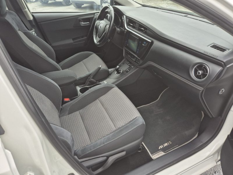 TOYOTA AURIS 2 1.8 EH 99CV 2018 114000 km 