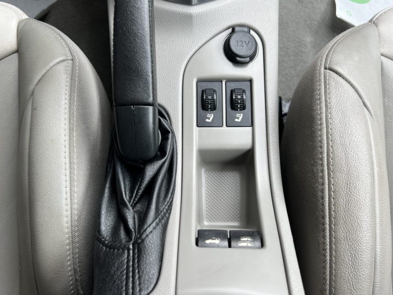 PEUGEOT 308 CC CABRIOLET FELINE 1.6 THP 156 Cv 1ERE MAIN BOITE AUTO CRIT AIR 1 - GARANTIE 1 AN