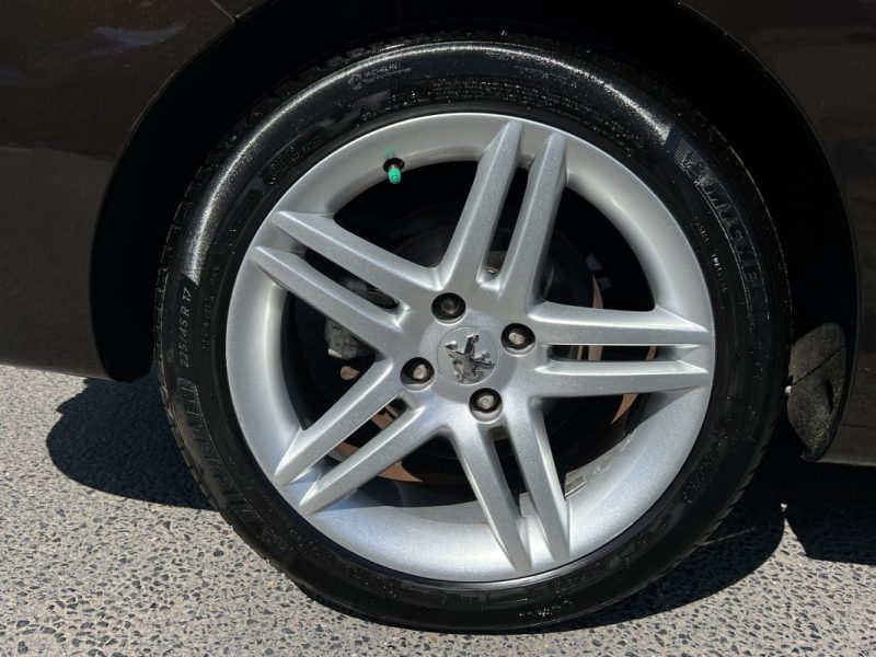 PEUGEOT 308 CC CABRIOLET FELINE 1.6 THP 156 Cv 1ERE MAIN BOITE AUTO CRIT AIR 1 - GARANTIE 1 AN