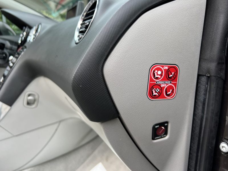 PEUGEOT 308 CC CABRIOLET FELINE 1.6 THP 156 Cv 1ERE MAIN BOITE AUTO CRIT AIR 1 - GARANTIE 1 AN