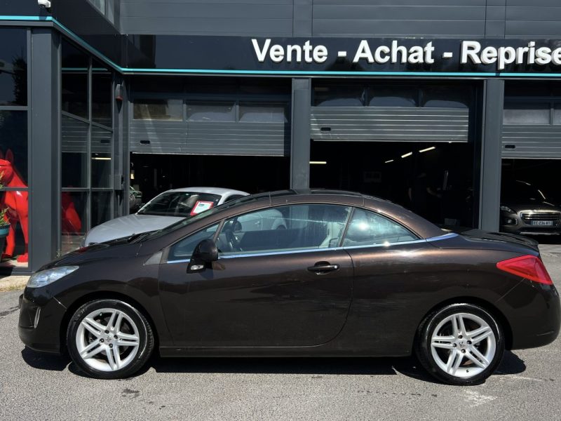 PEUGEOT 308 CC CABRIOLET FELINE 1.6 THP 156 Cv 1ERE MAIN BOITE AUTO CRIT AIR 1 - GARANTIE 1 AN