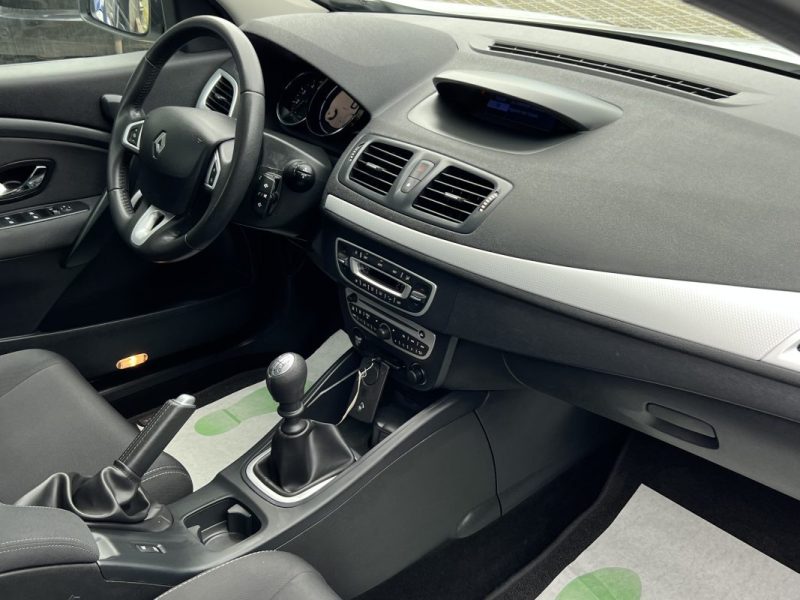 RENAULT MEGANE 3 III 1.5 DCI 110 Cv PREMIERE MAIN / BVM6 35 900 Kms CRIT AIR 2  - GARANTIE 1 AN