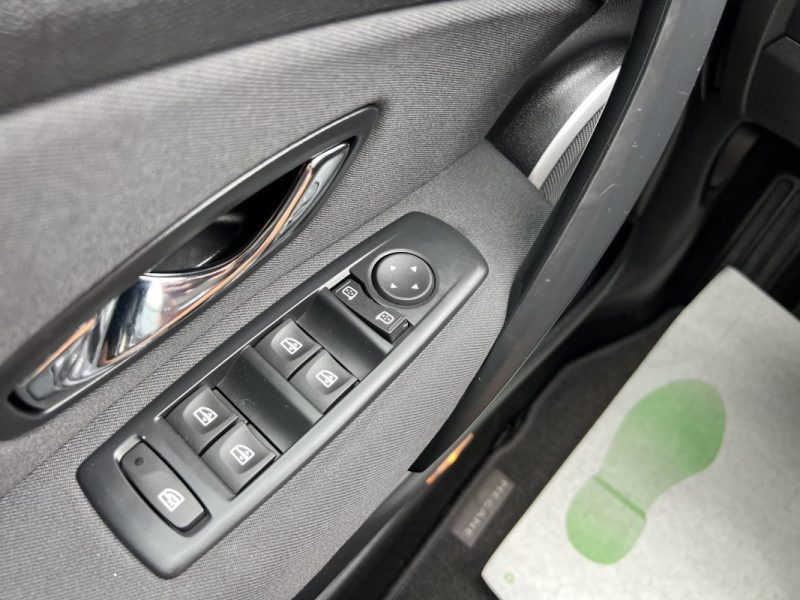 RENAULT MEGANE 3 III 1.5 DCI 110 Cv PREMIERE MAIN / BVM6 35 900 Kms CRIT AIR 2  - GARANTIE 1 AN